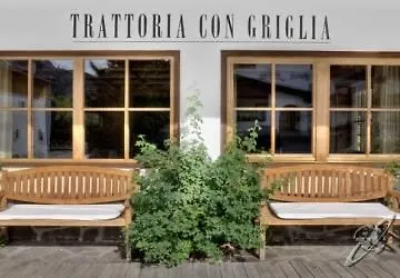 La Tambra Hotel 3*